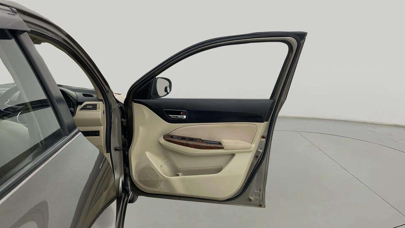 2019 Maruti Dzire VXI, Petrol, Manual, 75,158 km, RHS Front Door