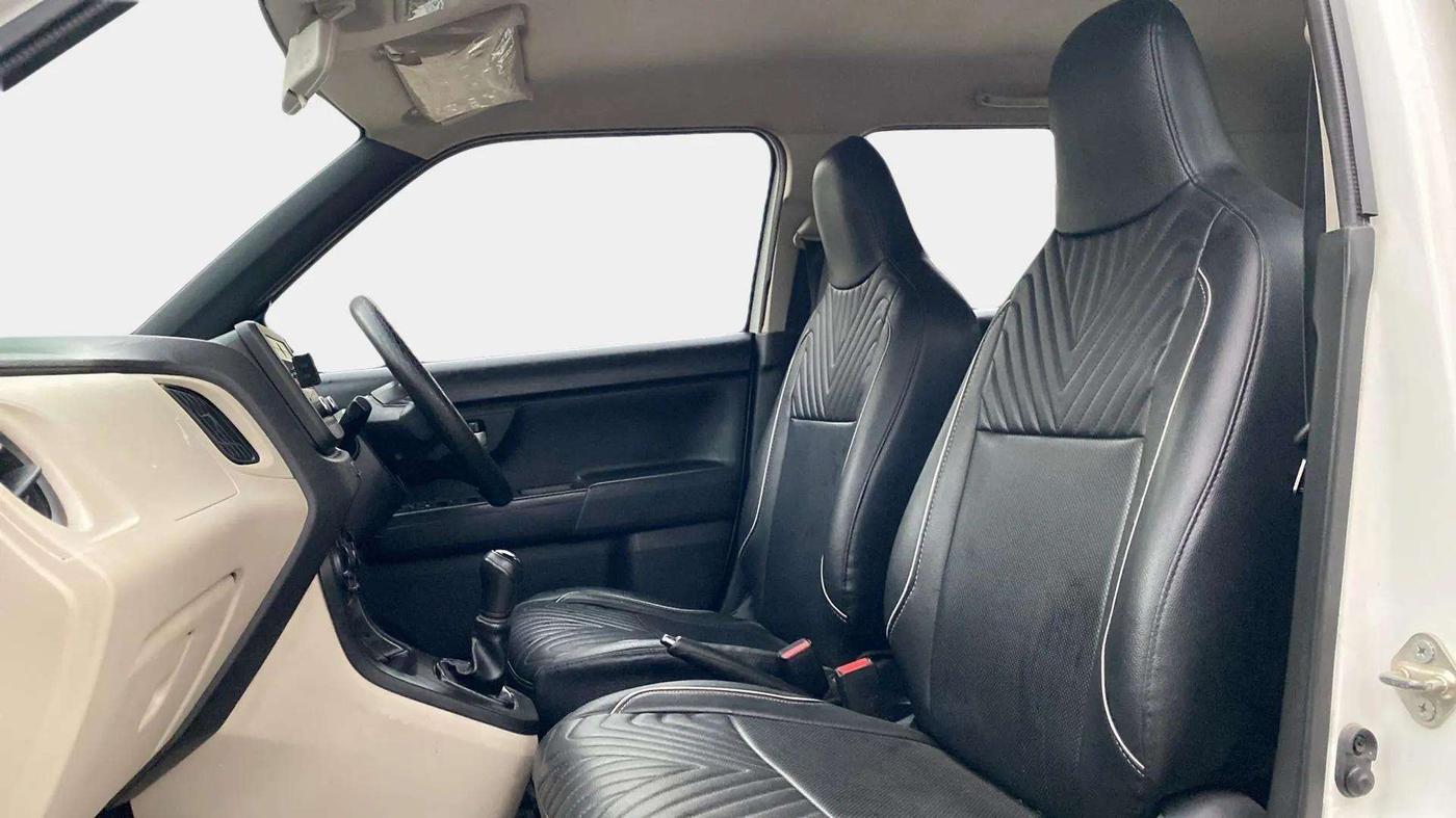 2019 Maruti New Wagon-R VXI 1.2, Petrol, Manual, 63,125 km, Right Side Front Door Cabin