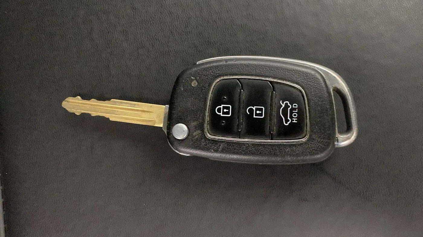 2021 Hyundai GRAND I10 NIOS MAGNA AMT 1.2 KAPPA VTVT, Petrol, Automatic, 85,523 km, Key Close Up