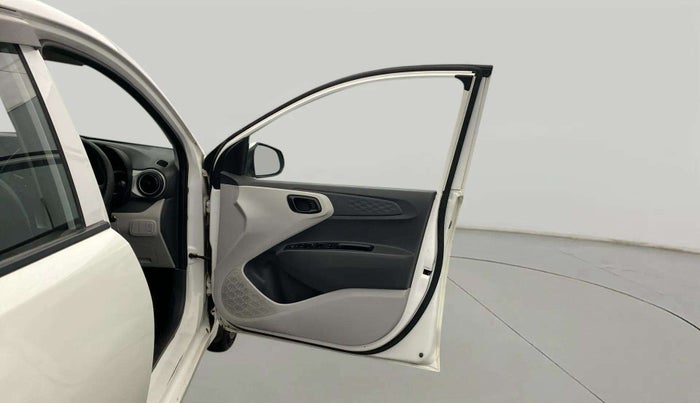 2021 Hyundai GRAND I10 NIOS MAGNA AMT 1.2 KAPPA VTVT, Petrol, Automatic, 85,472 km, RHS Front Door