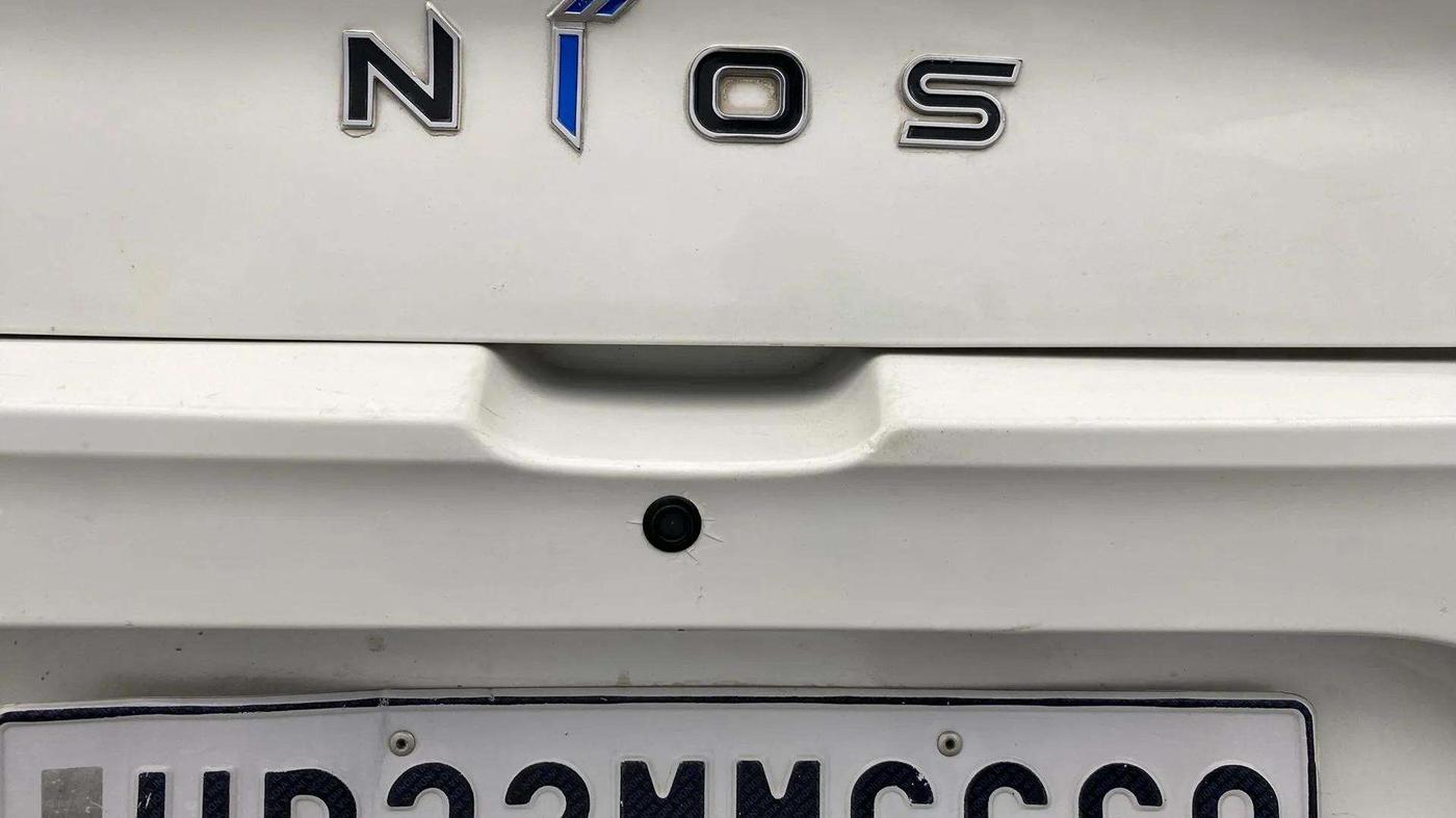 2021 Hyundai GRAND I10 NIOS MAGNA AMT 1.2 KAPPA VTVT, Petrol, Automatic, 85,523 km, Parking Camera