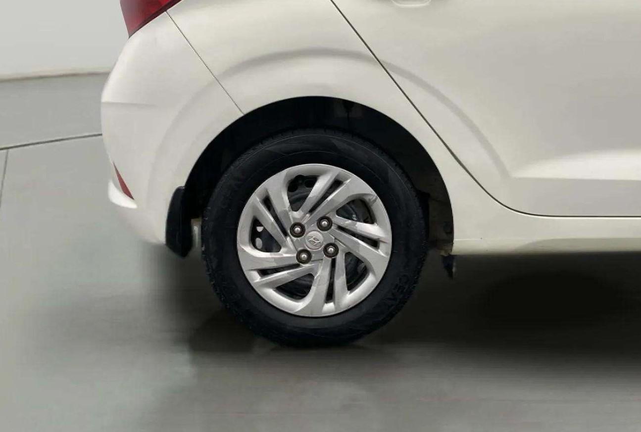 2021 Hyundai GRAND I10 NIOS MAGNA AMT 1.2 KAPPA VTVT, Petrol, Automatic, 85,523 km, Right Rear Wheel