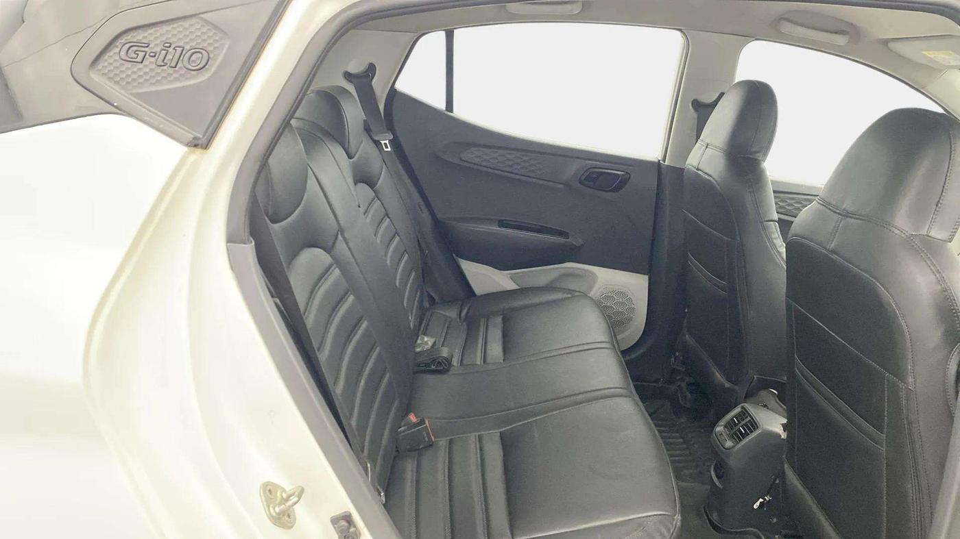 2021 Hyundai GRAND I10 NIOS MAGNA AMT 1.2 KAPPA VTVT, Petrol, Automatic, 85,523 km, Right Side Rear Door Cabin