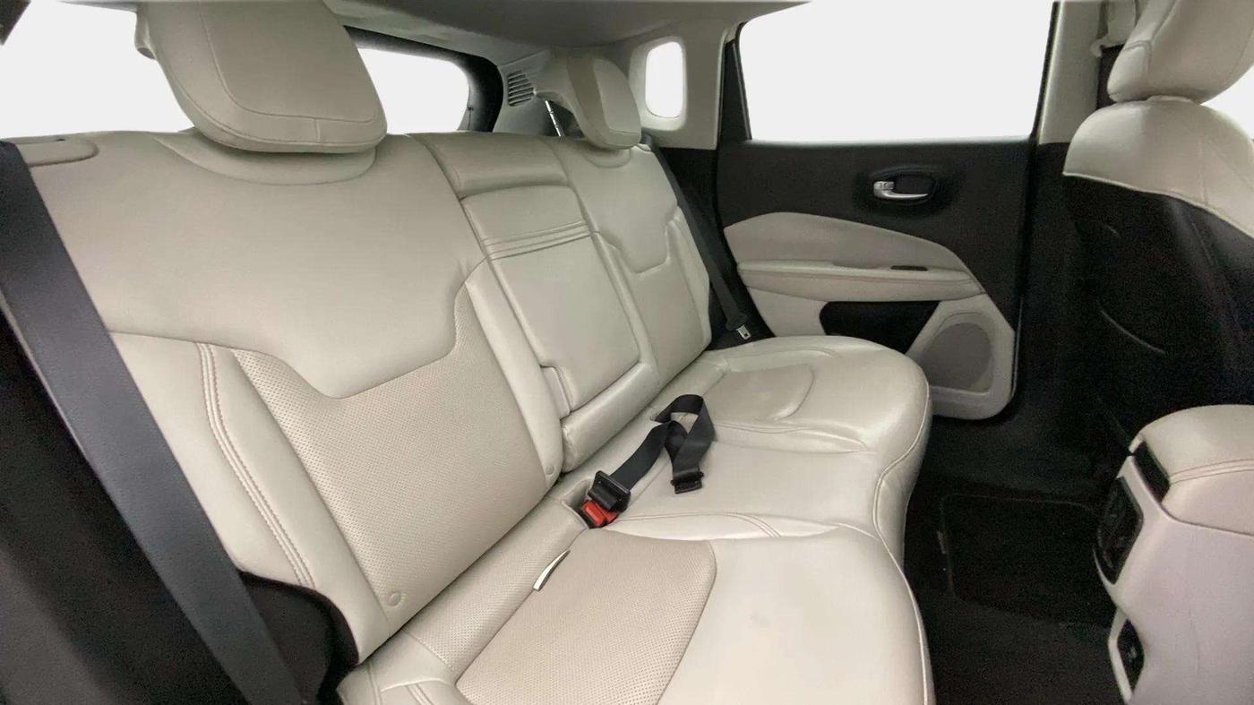 2017 Jeep Compass LIMITED 2.0 DIESEL, Diesel, Manual, 57,908 km, Right Side Rear Door Cabin