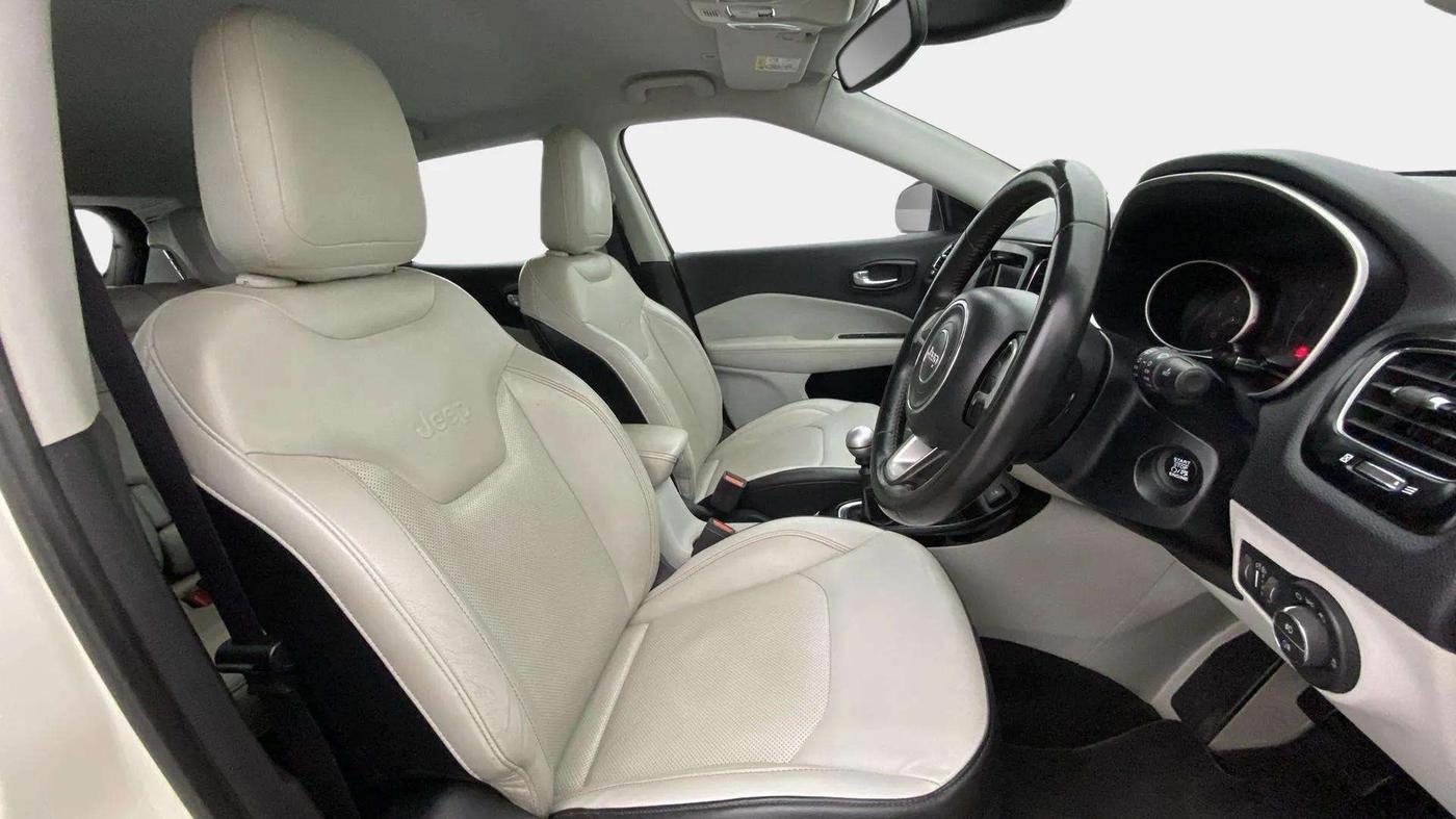 2017 Jeep Compass LIMITED 2.0 DIESEL, Diesel, Manual, 57,908 km, Right Side Front Door Cabin