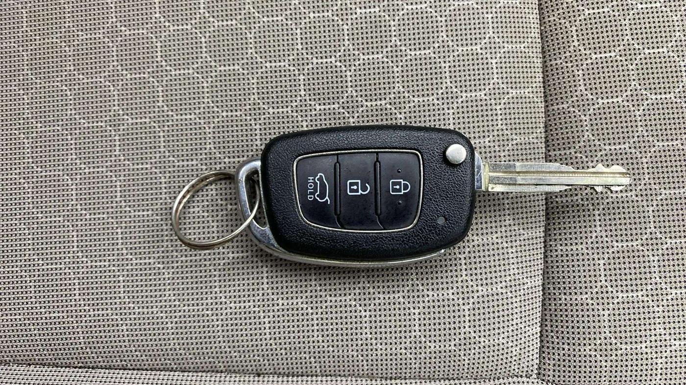 2015 Hyundai Elite i20 SPORTZ 1.2, Petrol, Manual, 47,524 km, Key Close Up