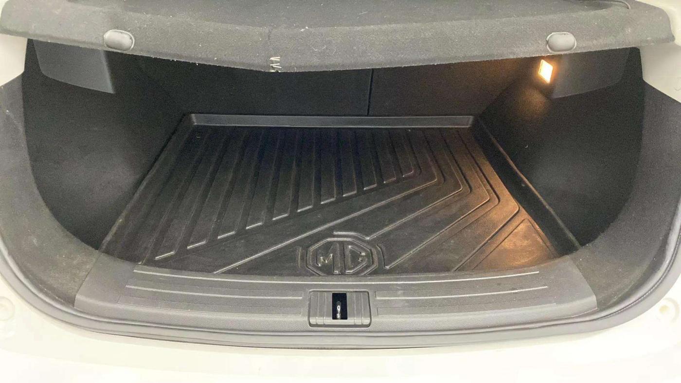 2022 MG ASTOR SHARP 1.5 MT, Petrol, Manual, 47,762 km, Boot Inside