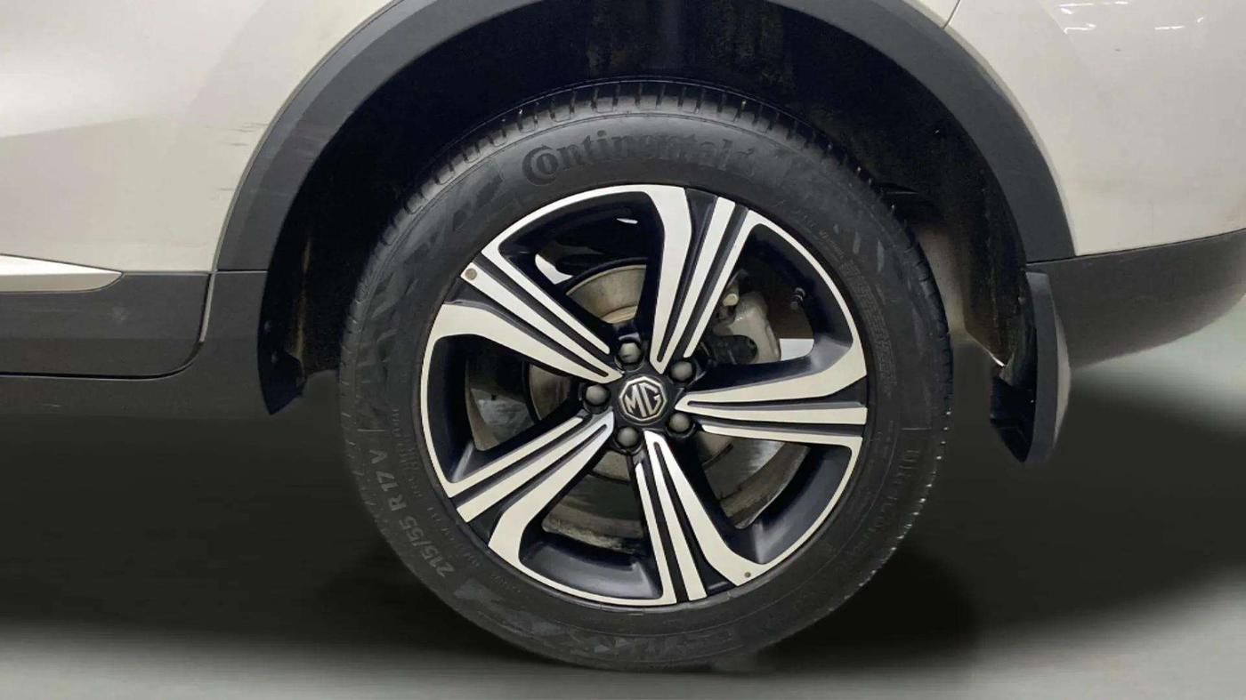 2022 MG ASTOR SHARP 1.5 MT, Petrol, Manual, 47,762 km, Left Rear Wheel