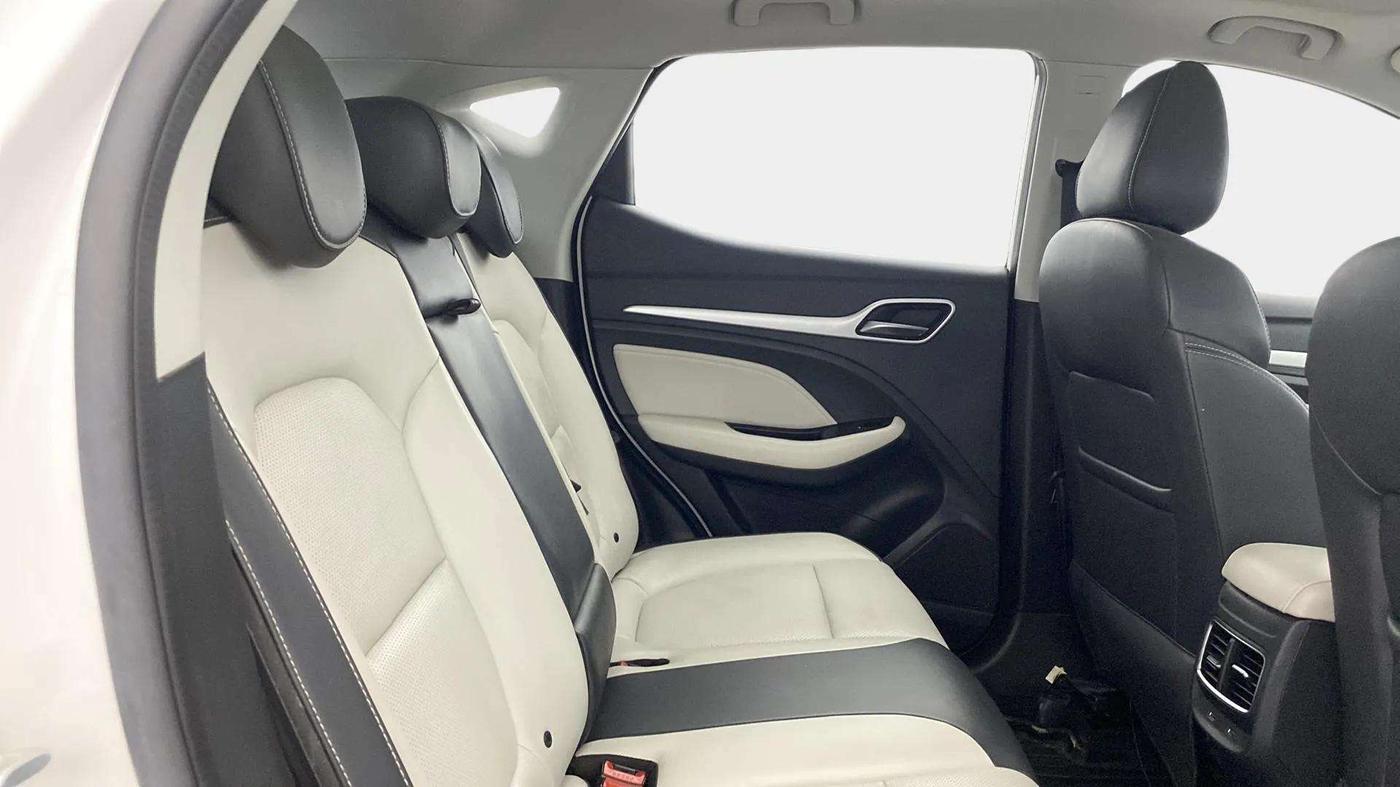 2022 MG ASTOR SHARP 1.5 MT, Petrol, Manual, 47,762 km, Right Side Rear Door Cabin