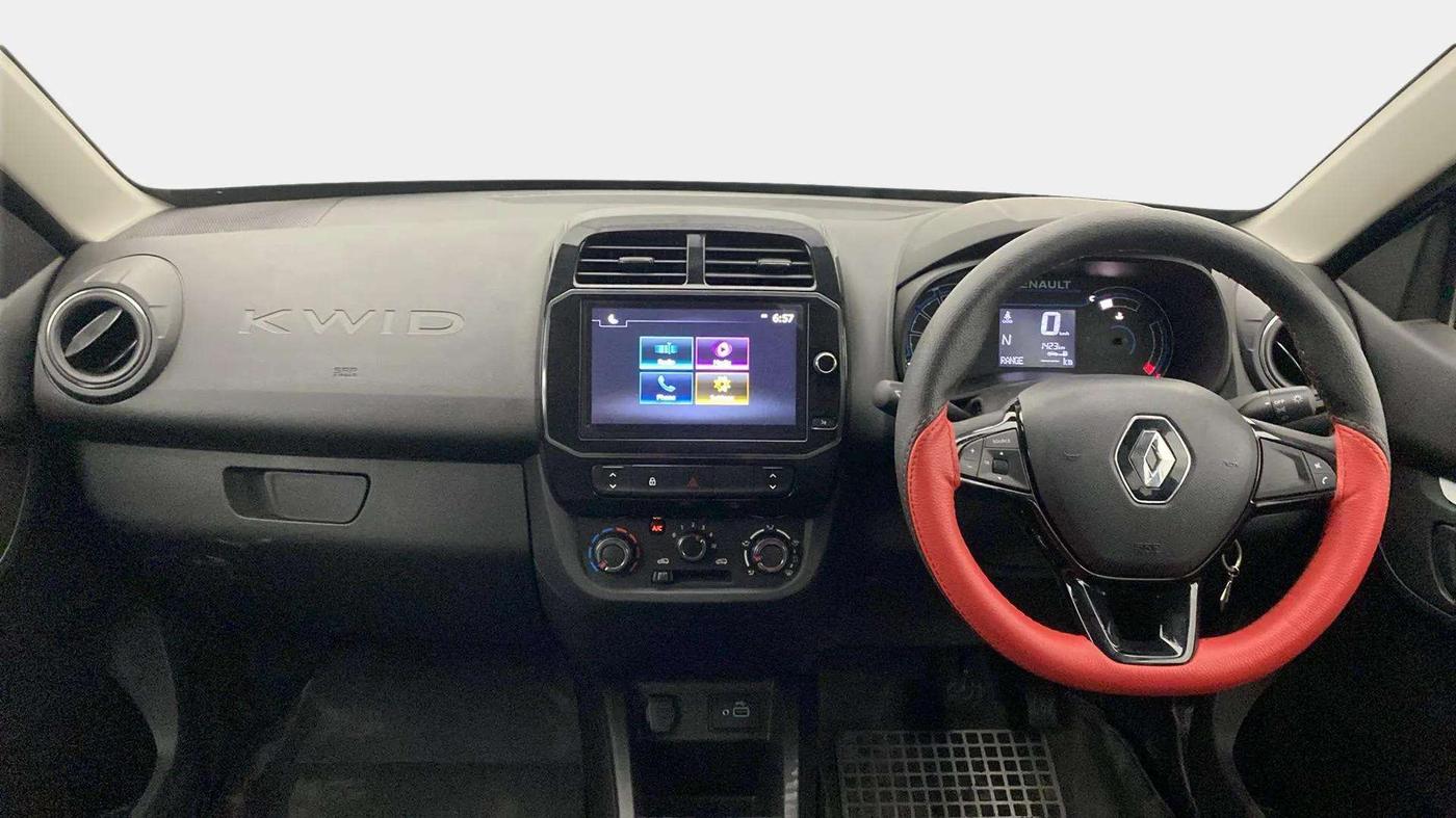 2024 Renault Kwid RXT 1.0 AMT, Petrol, Automatic, 1,422 km, Dashboard