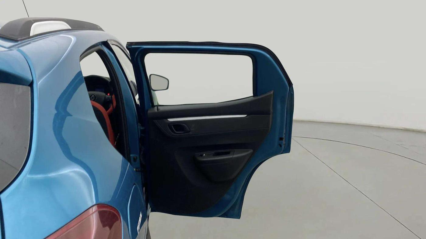 2024 Renault Kwid RXT 1.0 AMT, Petrol, Automatic, 1,422 km, RHS Rear Door
