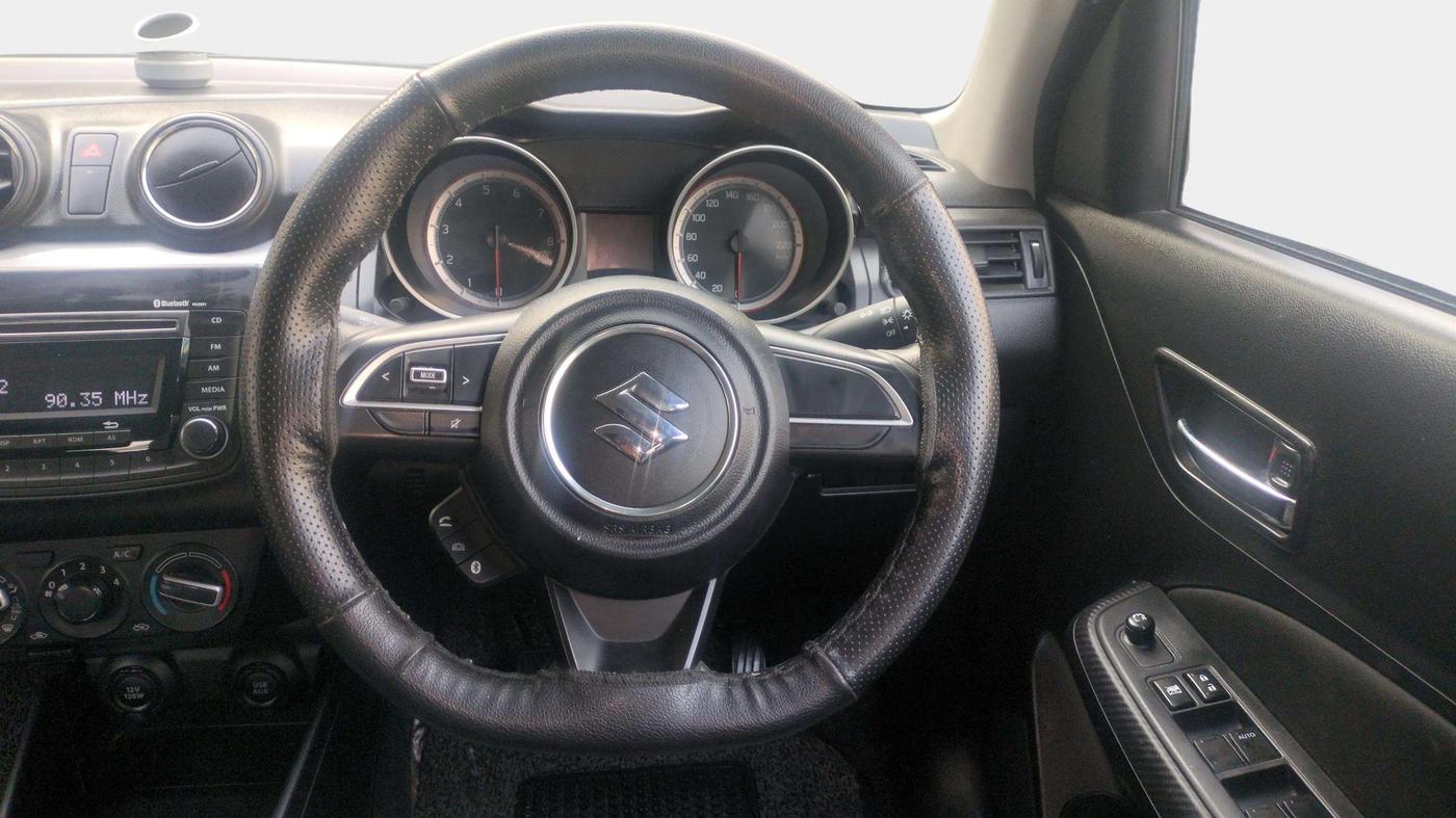 2020 Maruti Swift VXI, Petrol, Manual, 27,799 km, Steering Wheel Close Up