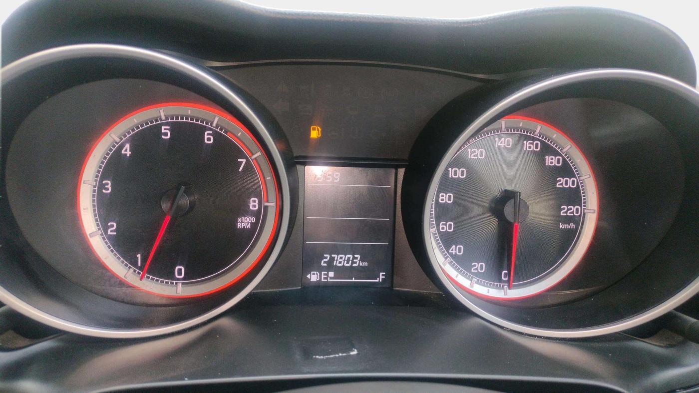 2020 Maruti Swift VXI, Petrol, Manual, 27,799 km, Odometer Image