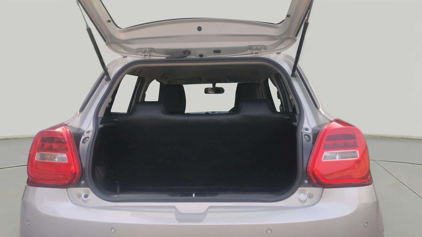 2020 Maruti Swift VXI, Petrol, Manual, 27,799 km, Boot Door Open