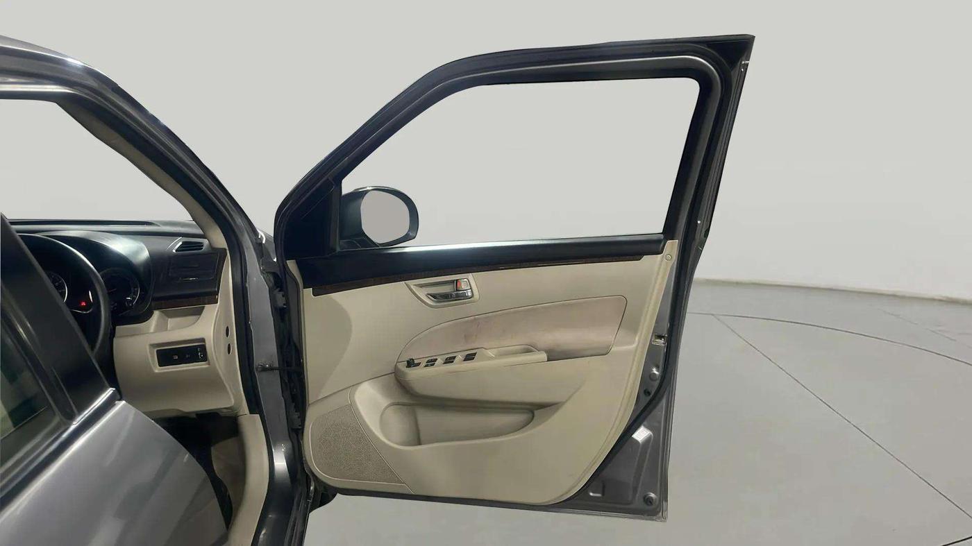 2015 Maruti Swift Dzire VXI, Petrol, Manual, 56,244 km, RHS Front Door