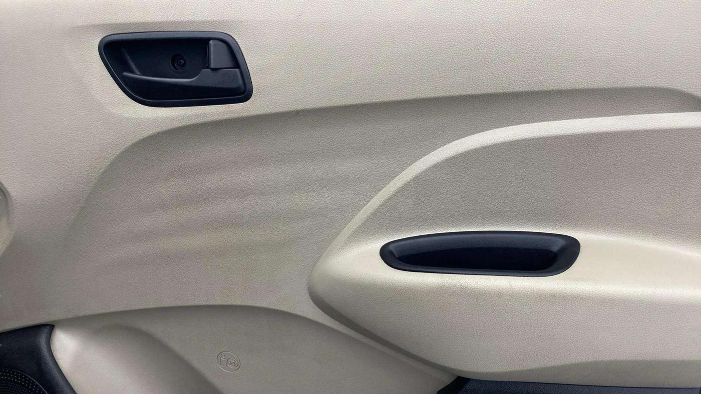2022 Hyundai NEW SANTRO SPORTZ MT, Petrol, Manual, 27,303 km, Driver Side Door Panels Control