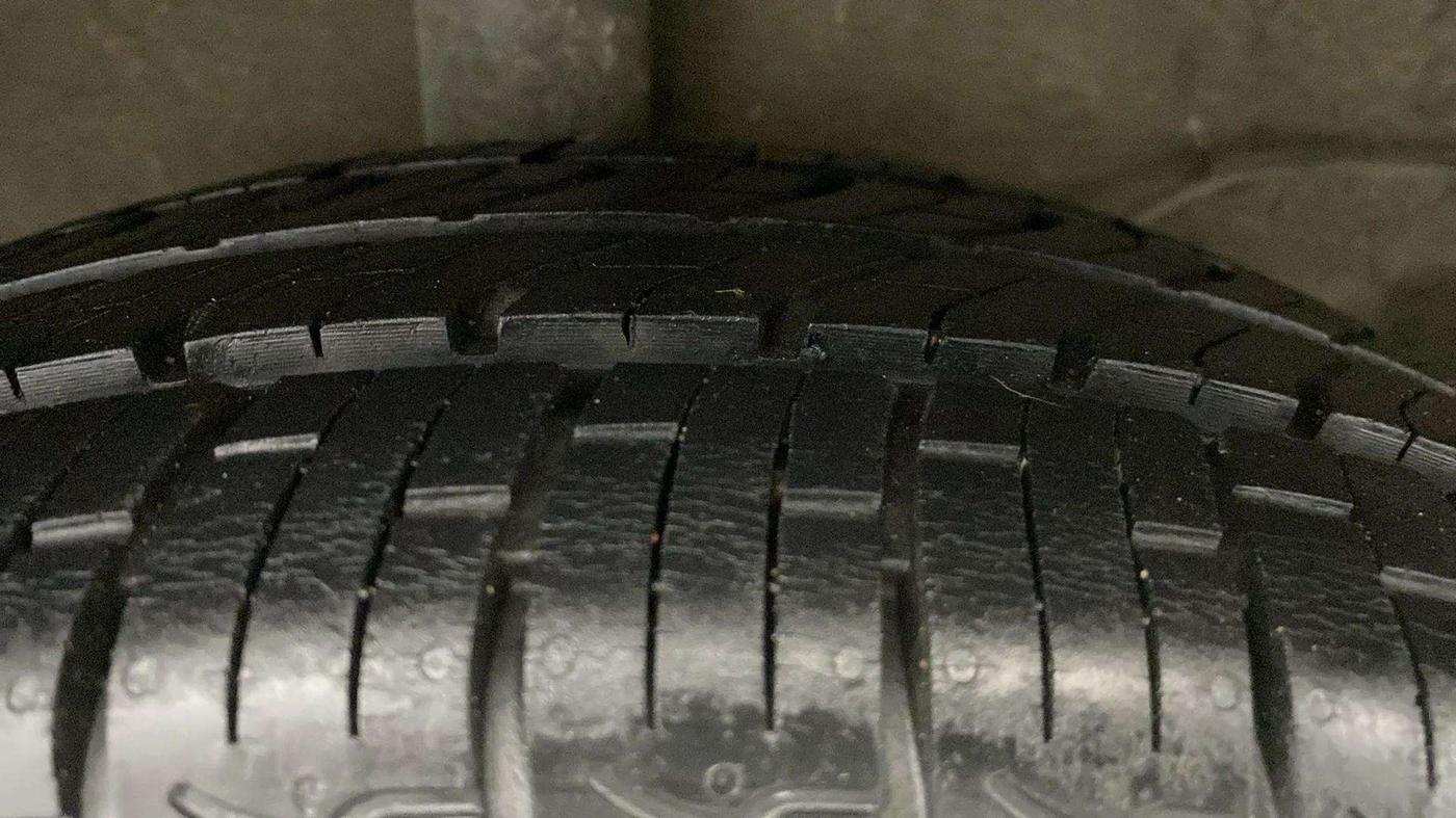 2022 Hyundai NEW SANTRO SPORTZ MT, Petrol, Manual, 27,303 km, Right Rear Tyre Tread