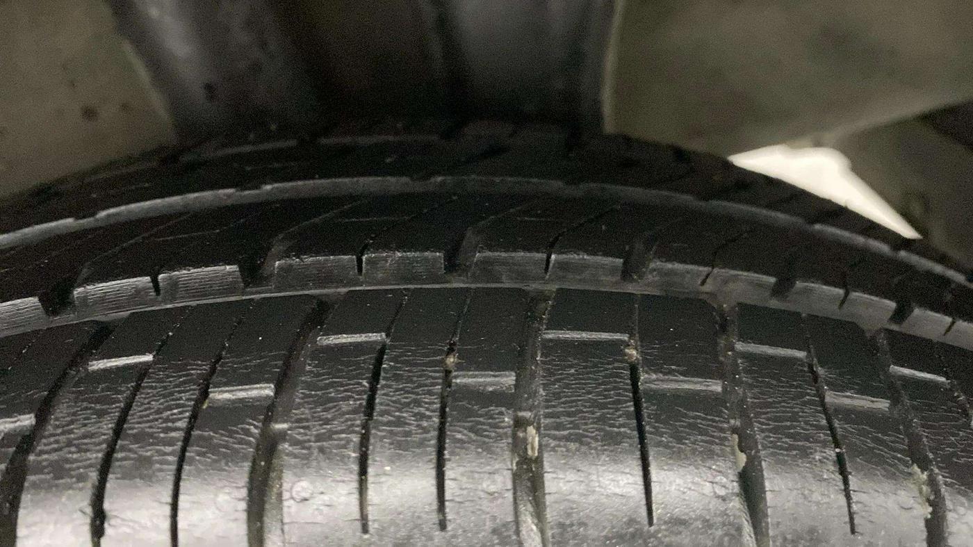 2022 Hyundai NEW SANTRO SPORTZ MT, Petrol, Manual, 27,303 km, Left Rear Tyre Tread