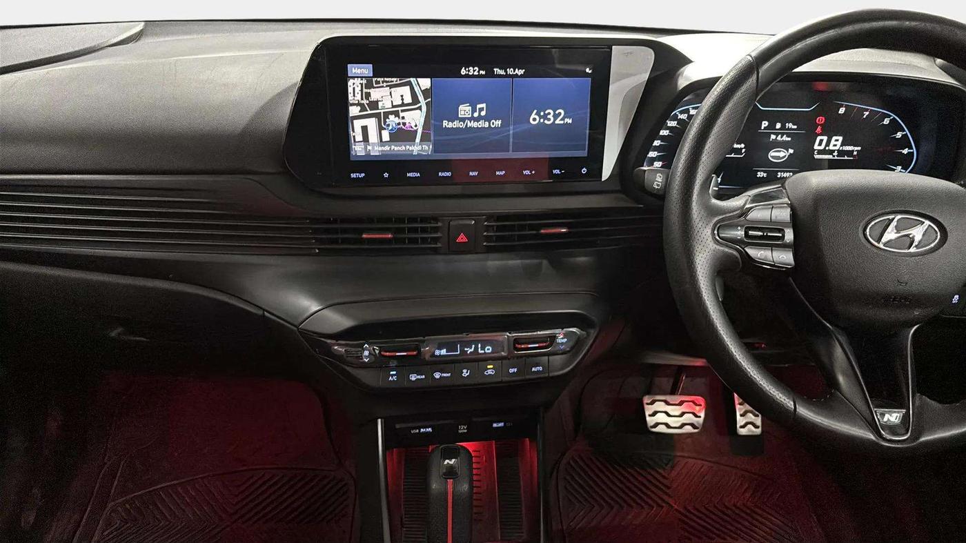 2021 Hyundai NEW I20 N LINE N8 1.0 TURBO GDI IMT DUAL TONE, Petrol, Manual, 31,573 km, Air Conditioner