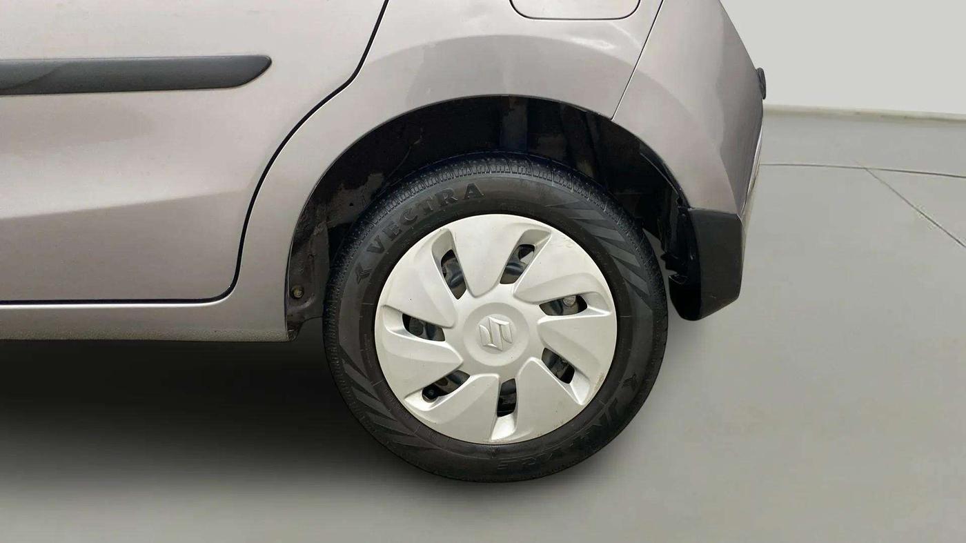 2016 Maruti Celerio VXI, Petrol, Manual, 37,871 km, Left Rear Wheel