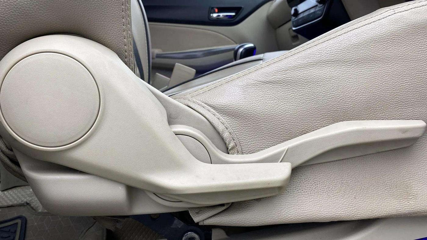 2021 Maruti Dzire ZXI Plus AMT, Petrol, Automatic, 69,293 km, Driver Side Adjustment Panel