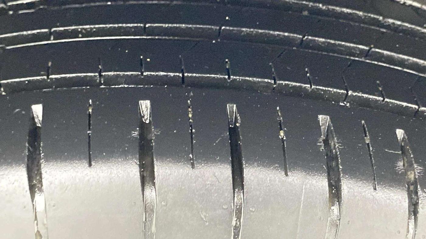 2021 Maruti Dzire ZXI Plus AMT, Petrol, Automatic, 69,293 km, Left Rear Tyre Tread
