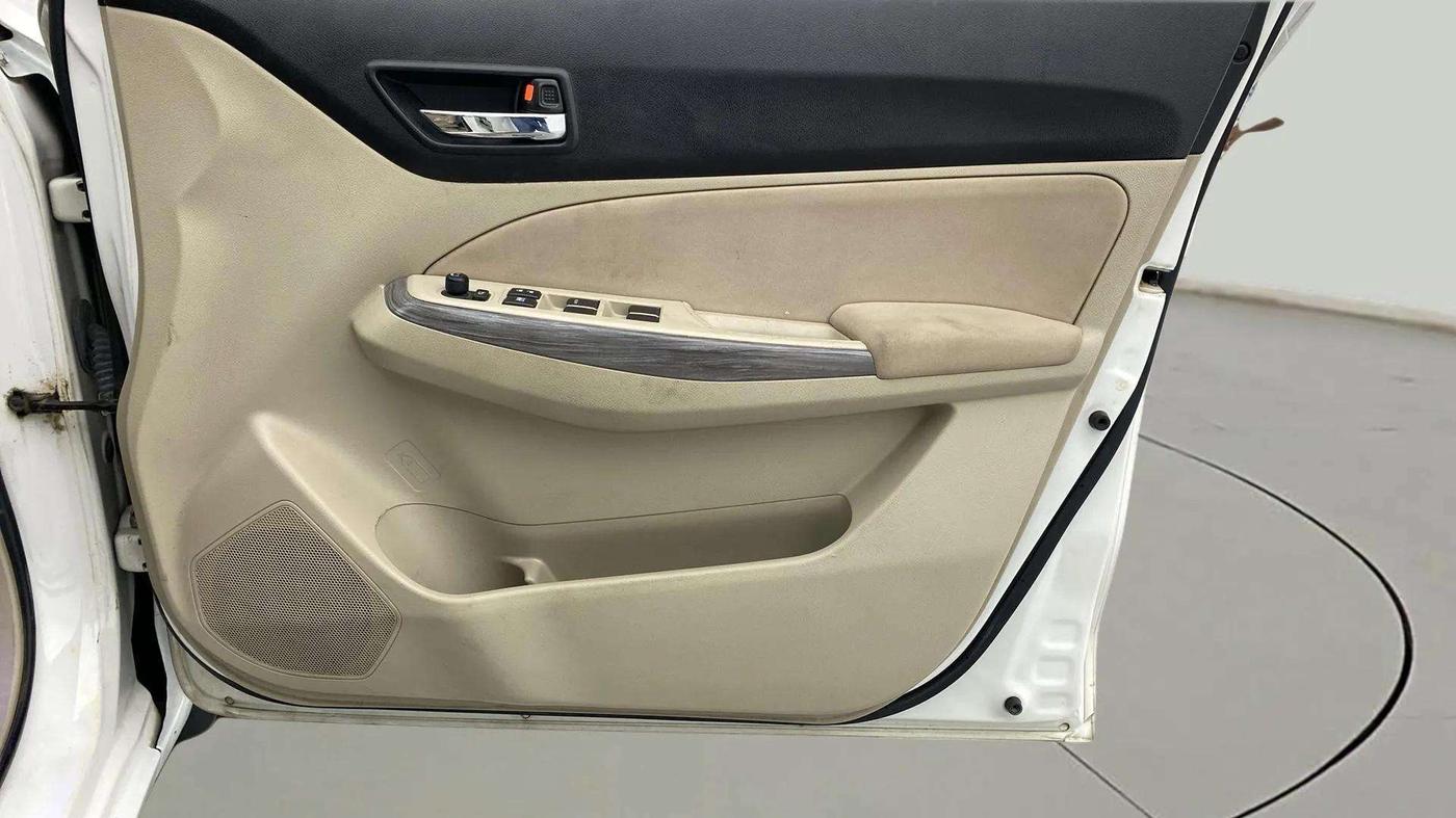 2021 Maruti Dzire ZXI Plus AMT, Petrol, Automatic, 69,293 km, Driver Side Door Panels Control
