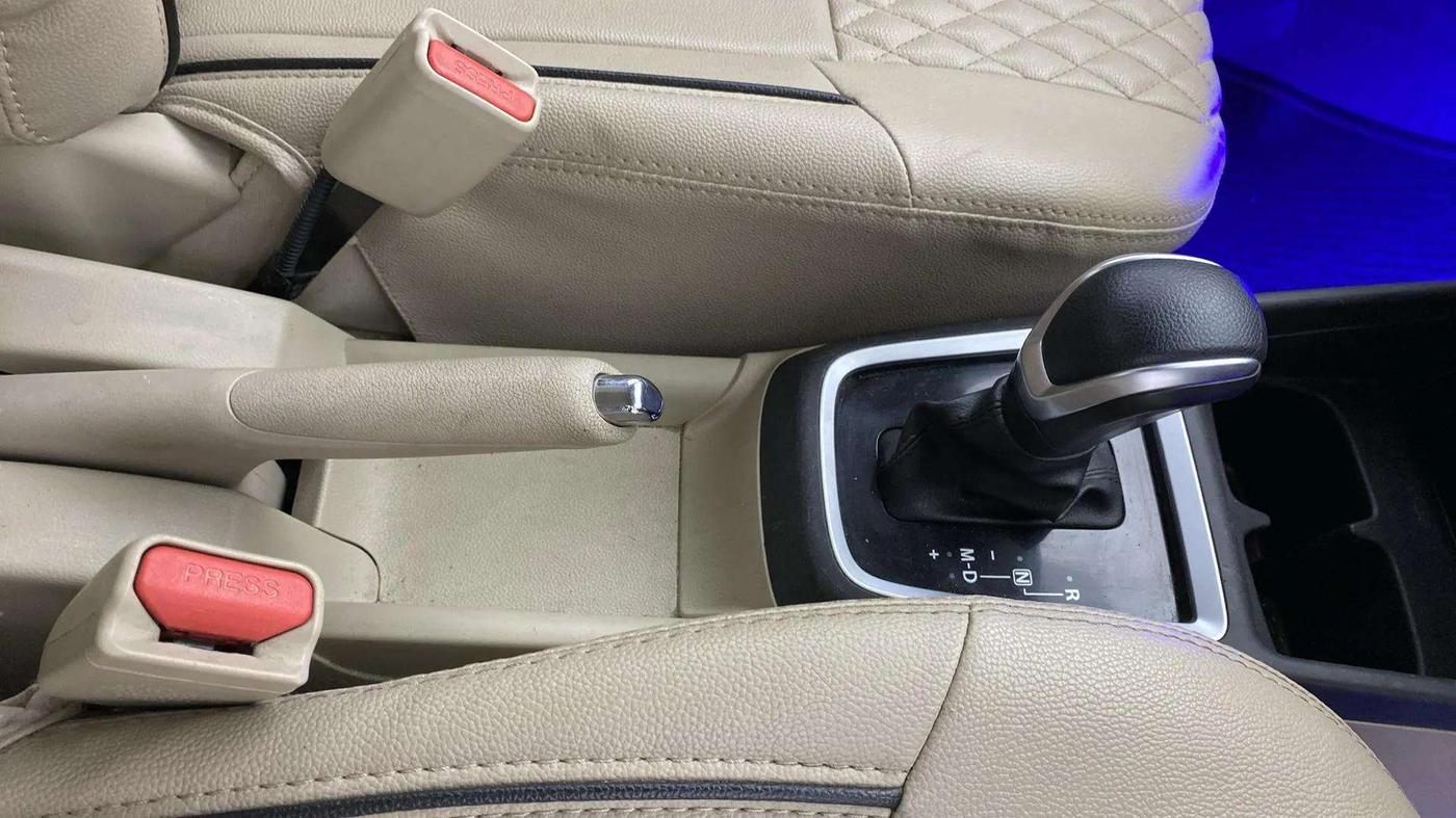 2021 Maruti Dzire ZXI Plus AMT, Petrol, Automatic, 69,293 km, Gear Lever