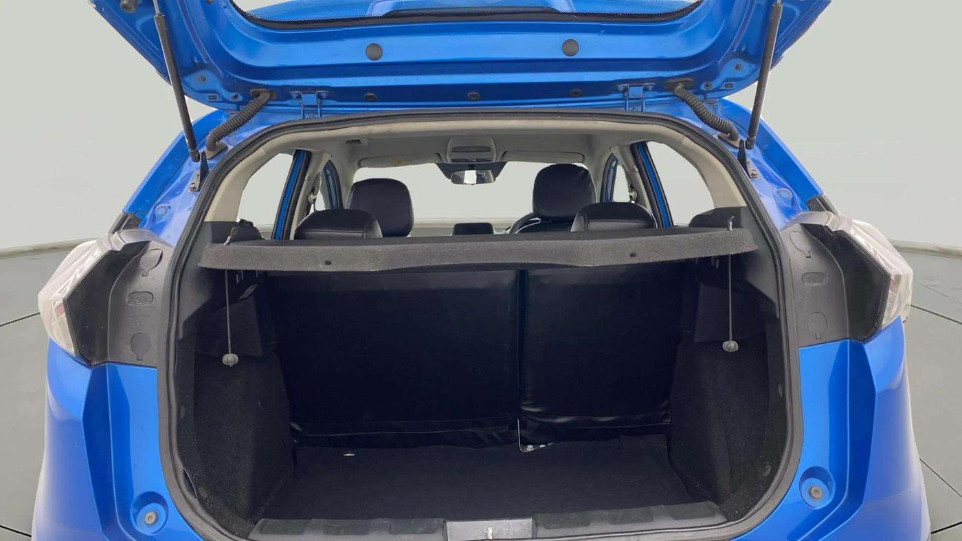 2017 Tata NEXON XZ PLUS PETROL, Petrol, Manual, 81,845 km, Boot Inside