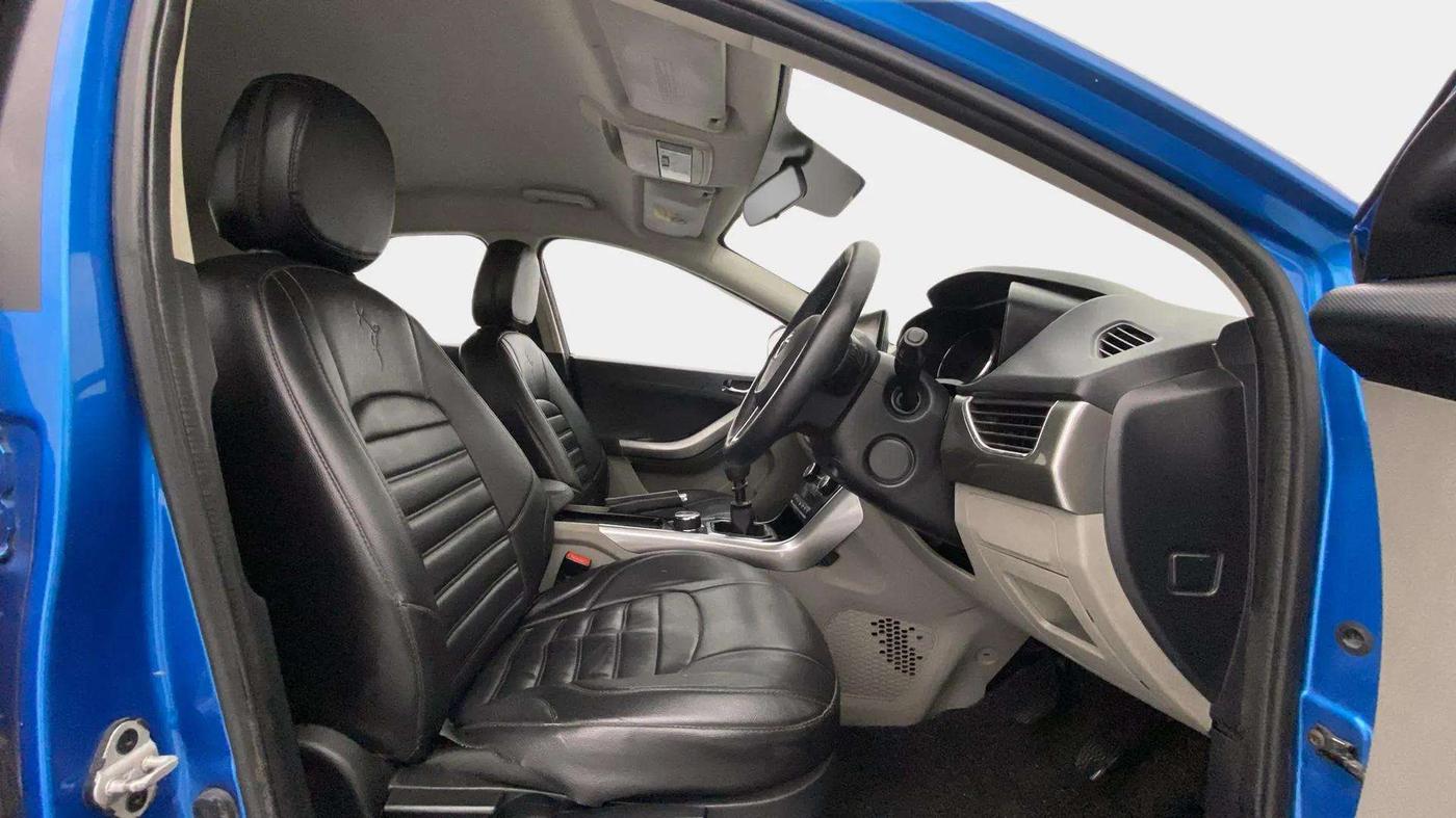 2017 Tata NEXON XZ PLUS PETROL, Petrol, Manual, 81,845 km, Right Side Front Door Cabin