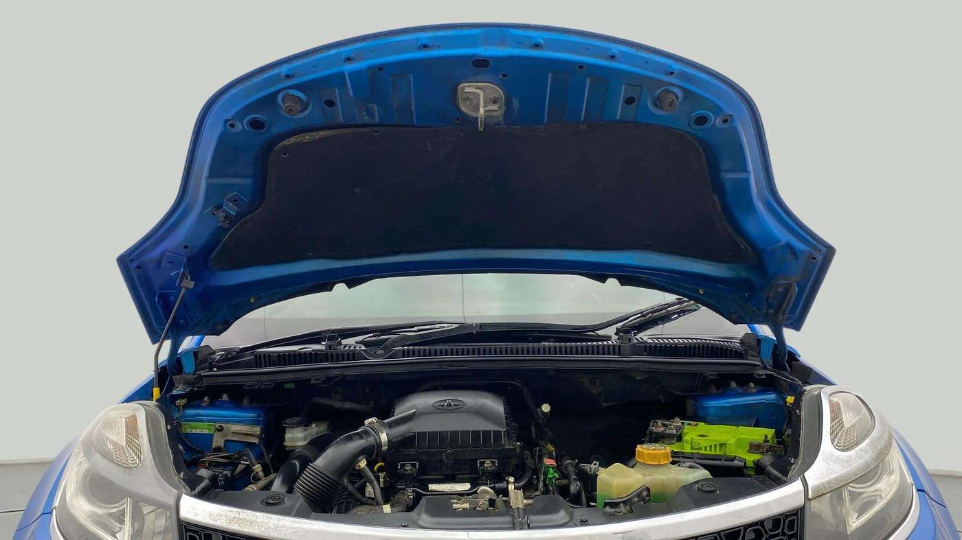 2017 Tata NEXON XZ PLUS PETROL, Petrol, Manual, 81,845 km, Open Bonet