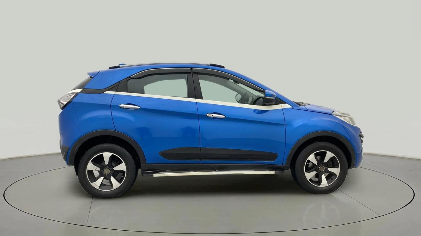 2017 Tata NEXON XZ PLUS PETROL, Petrol, Manual, 81,845 km, Right Side View