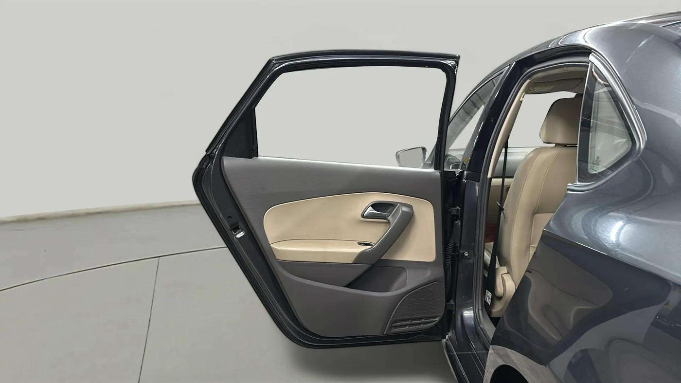 2019 Volkswagen Vento HIGHLINE 1.6 MPI, Petrol, Manual, 37,216 km, LHS Rear Door