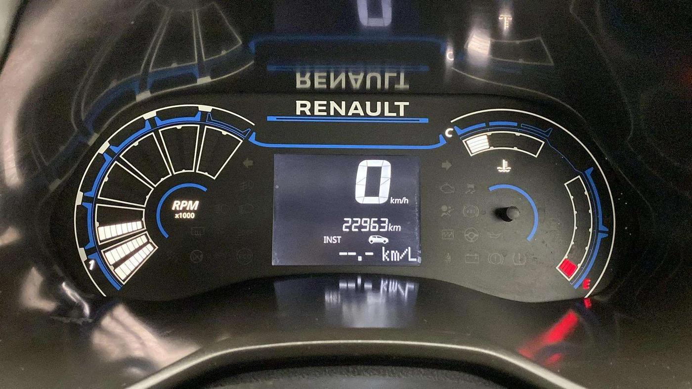 2022 Renault TRIBER RXT, Petrol, Manual, 22,963 km, Odometer Image