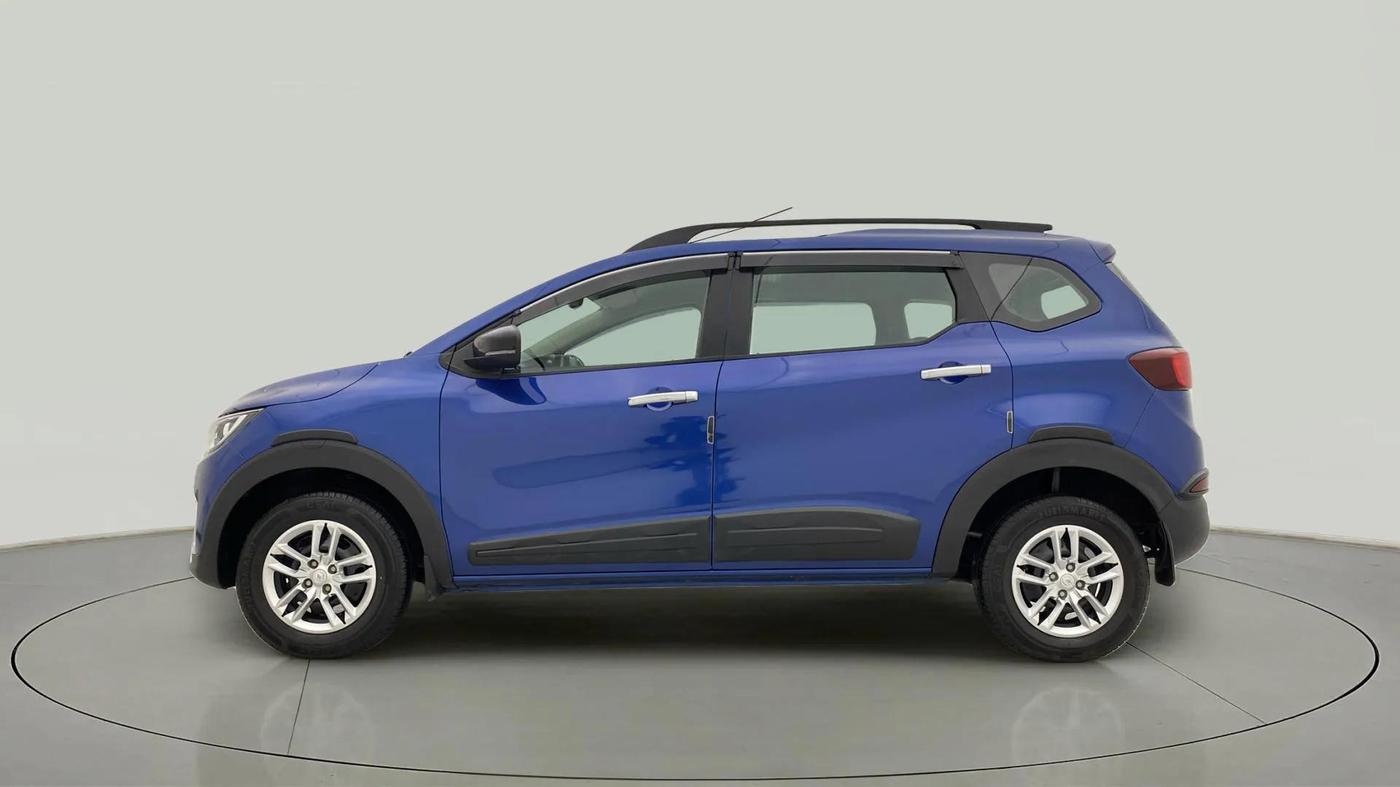 2022 Renault TRIBER RXT, Petrol, Manual, 22,963 km, Left Side