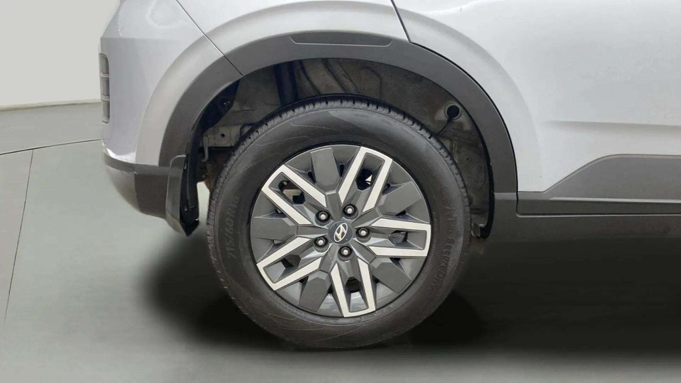 2024 Hyundai VENUE S (O) 1.0 TURBO DCT, Petrol, Automatic, 11,302 km, Right Rear Wheel
