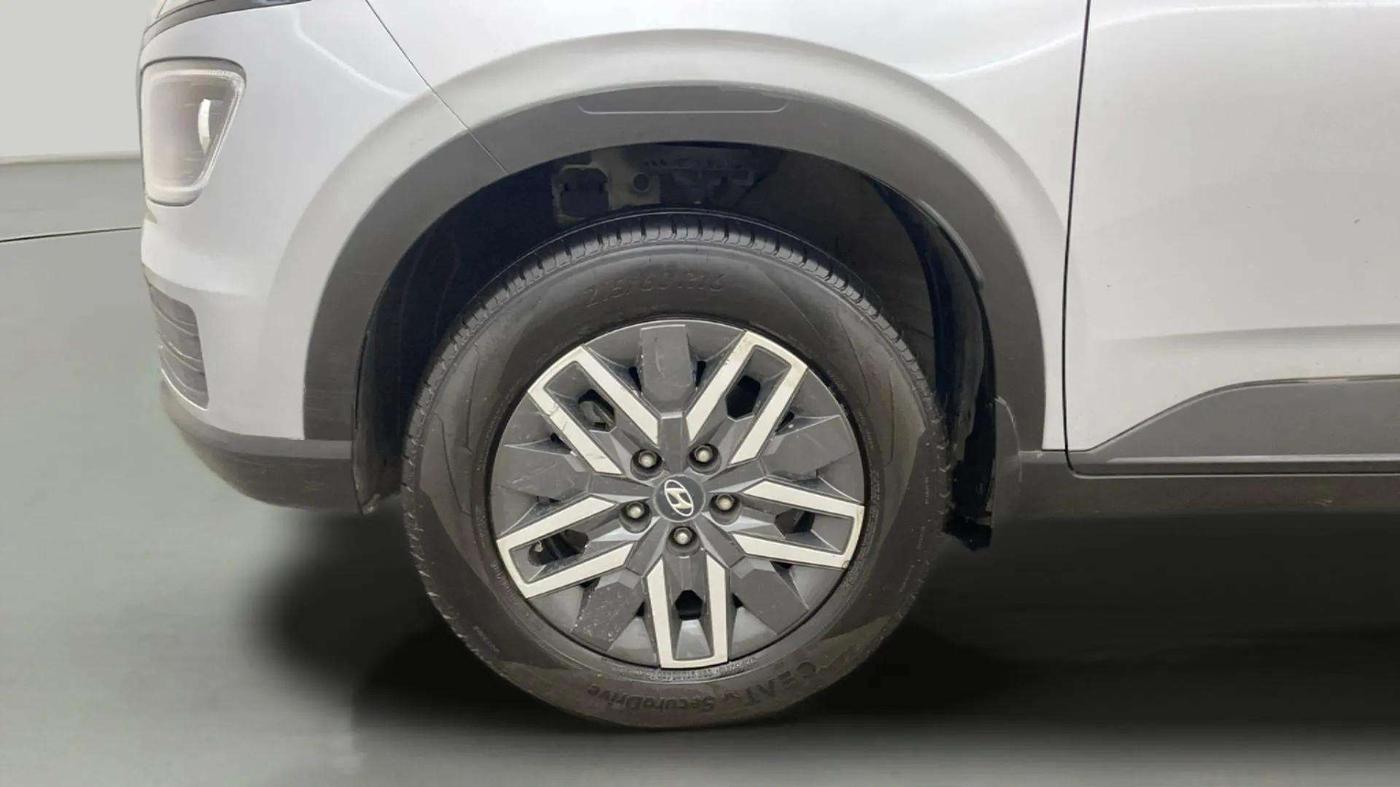 2024 Hyundai VENUE S (O) 1.0 TURBO DCT, Petrol, Automatic, 11,302 km, Left Front Wheel
