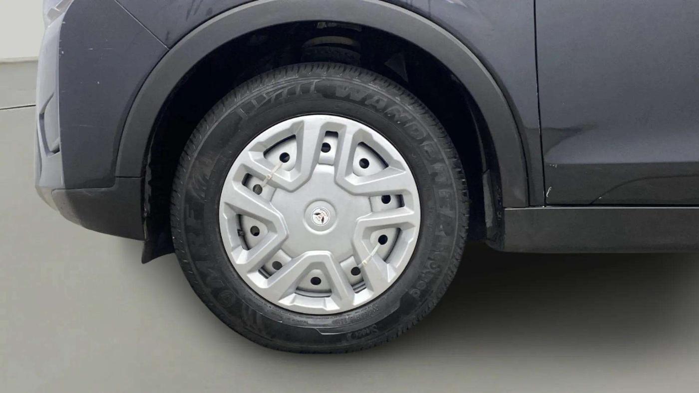 2023 Mahindra XUV300 W4 1.2 PETROL, Petrol, Manual, 24,874 km, Left Front Wheel