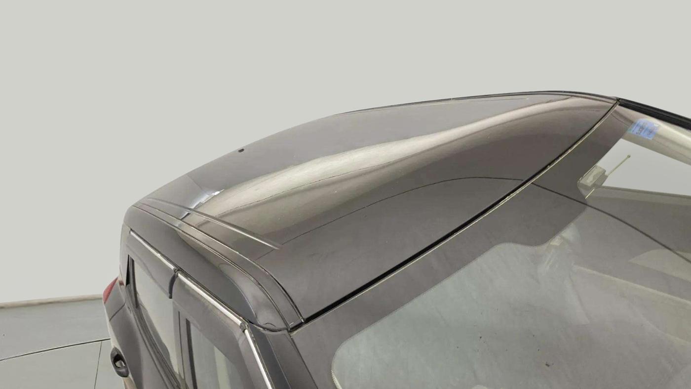 2023 Mahindra XUV300 W4 1.2 PETROL, Petrol, Manual, 24,874 km, Roof