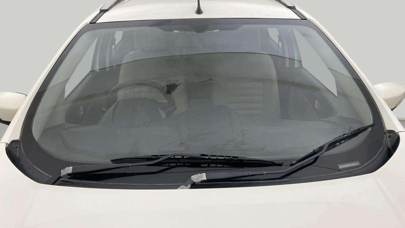 2015 Ford Ecosport TITANIUM 1.5L PETROL AT, Petrol, Automatic, 50,397 km, Front Windshield