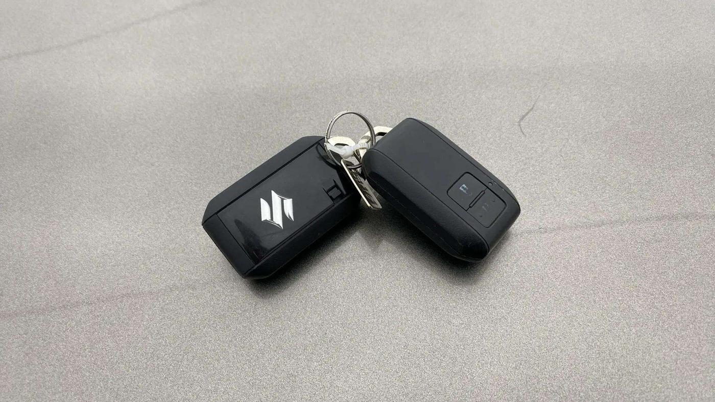 2021 Maruti Baleno ZETA PETROL 1.2, Petrol, Manual, 22,354 km, Key Close Up