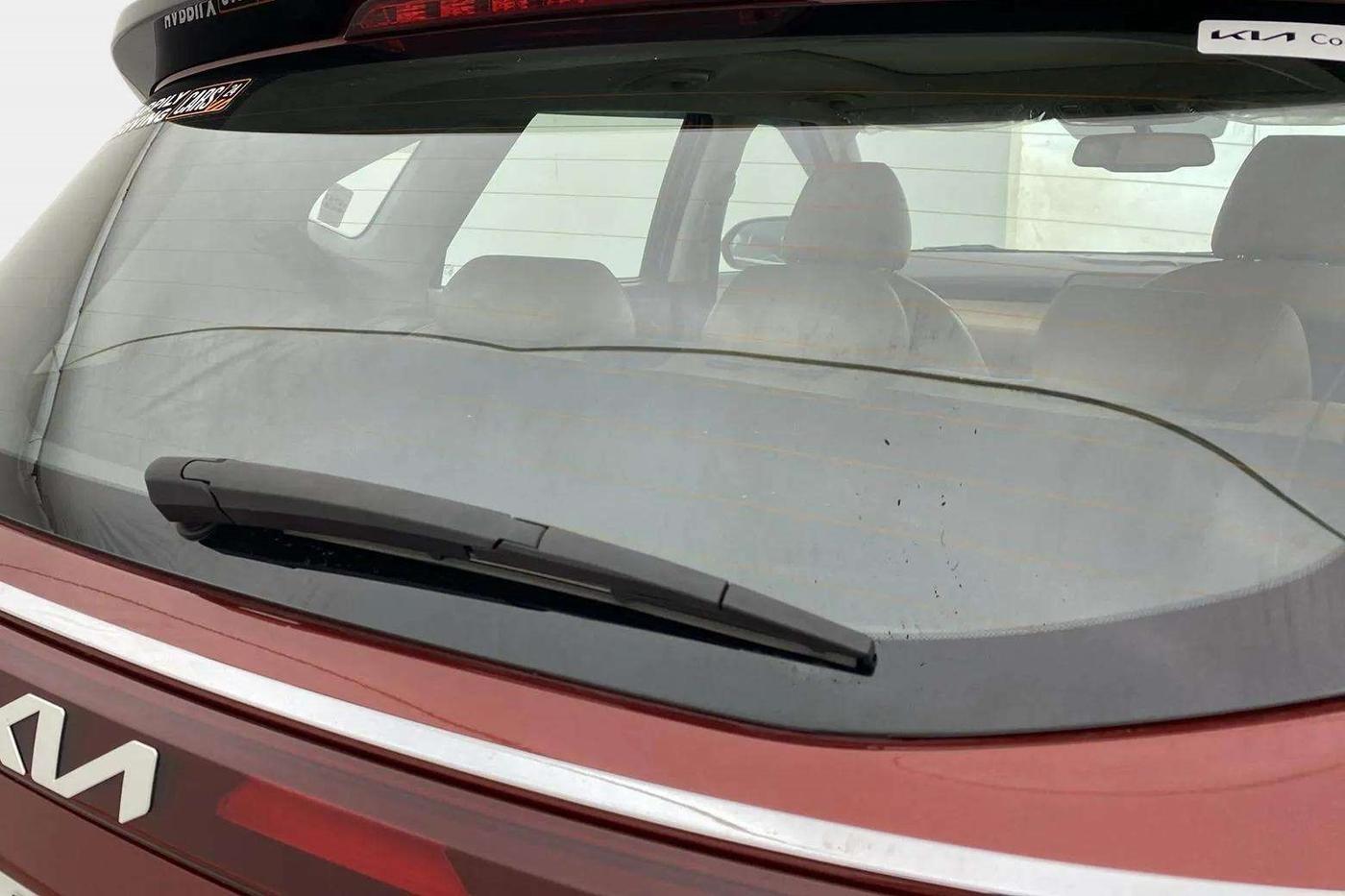 2023 KIA SELTOS  HTX PLUS 1.5 TURBO PETROL IMT, Petrol, Manual, 7,695 km, Rear Wiper