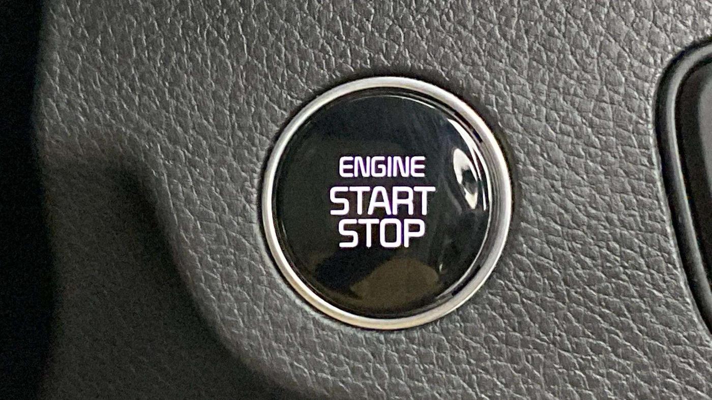 2023 KIA SELTOS  HTX PLUS 1.5 TURBO PETROL IMT, Petrol, Manual, 7,695 km, Keyless Start/ Stop Button