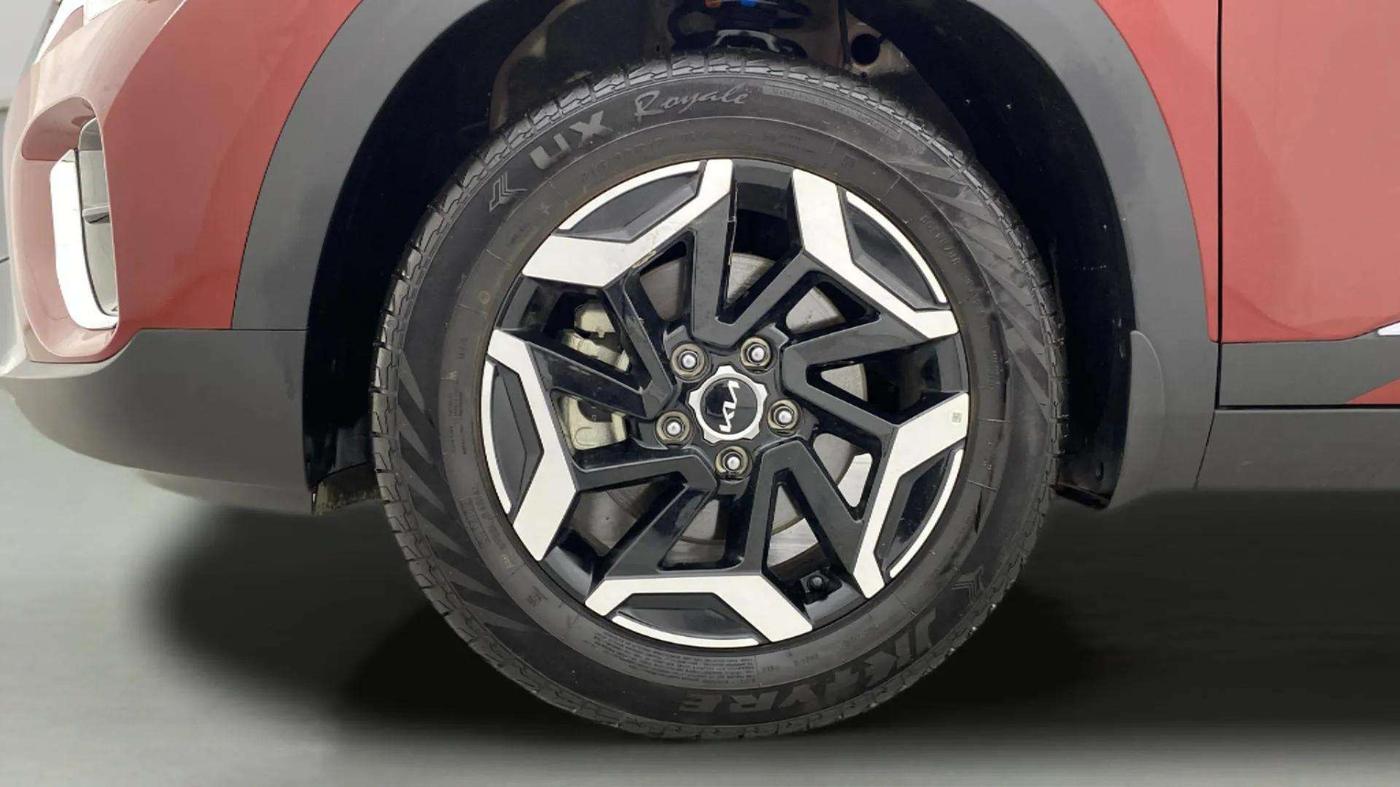 2023 KIA SELTOS  HTX PLUS 1.5 TURBO PETROL IMT, Petrol, Manual, 7,695 km, Left Front Wheel