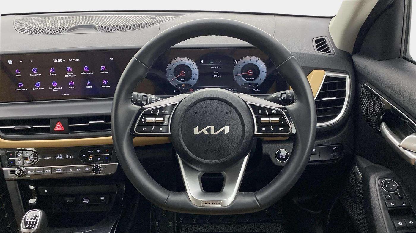 2023 KIA SELTOS  HTX PLUS 1.5 TURBO PETROL IMT, Petrol, Manual, 7,695 km, Steering Wheel Close Up