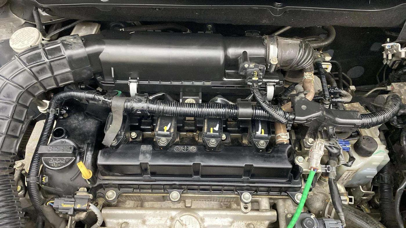2021 Maruti Dzire VXI AMT, Petrol, Automatic, 20,260 km, Engine View