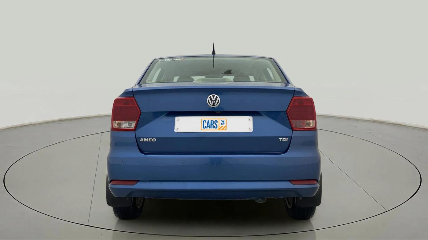 2017 Volkswagen Ameo HIGHLINE PLUS 1.5L AT 16 ALLOY, Diesel, Automatic, 33,201 km, Back/Rear