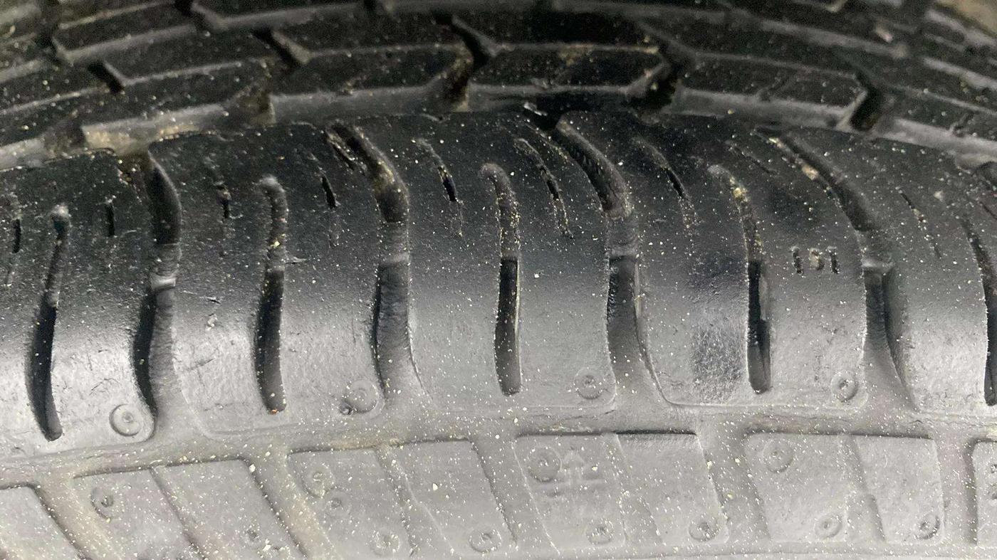 2017 Maruti Alto K10 VXI, Petrol, Manual, 26,901 km, Left Front Tyre Tread