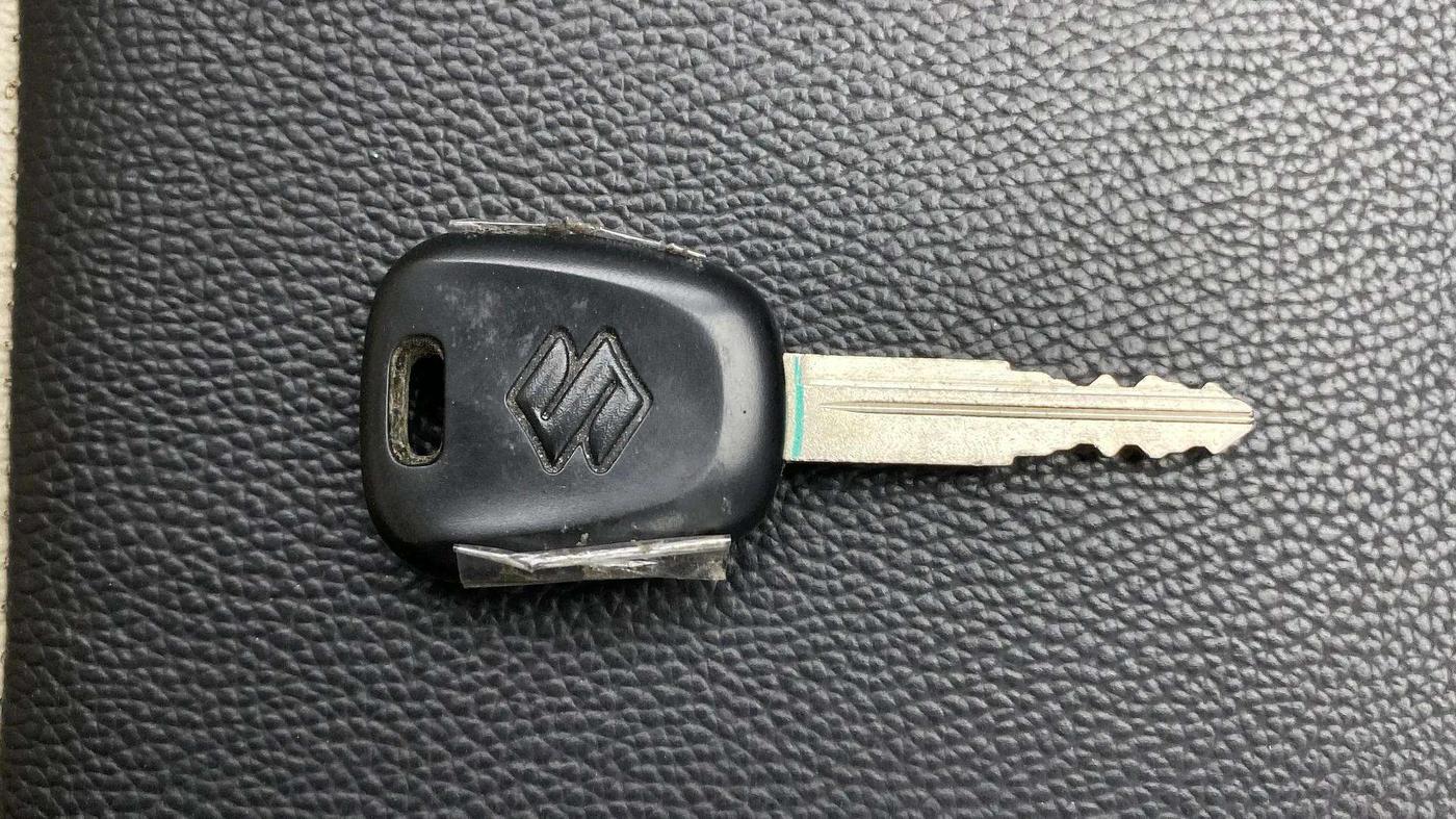 2017 Maruti Alto K10 VXI, Petrol, Manual, 26,901 km, Key Close Up