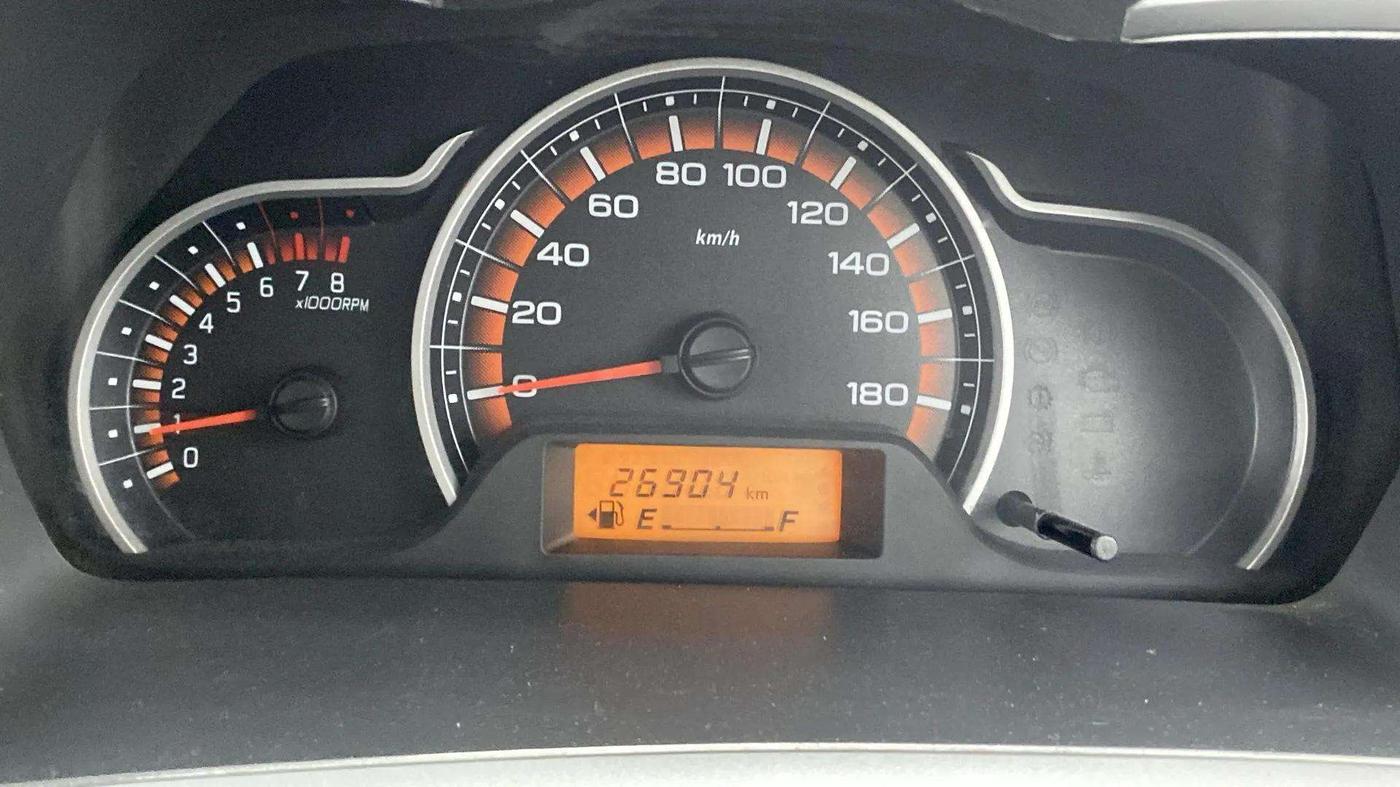 2017 Maruti Alto K10 VXI, Petrol, Manual, 26,901 km, Odometer Image